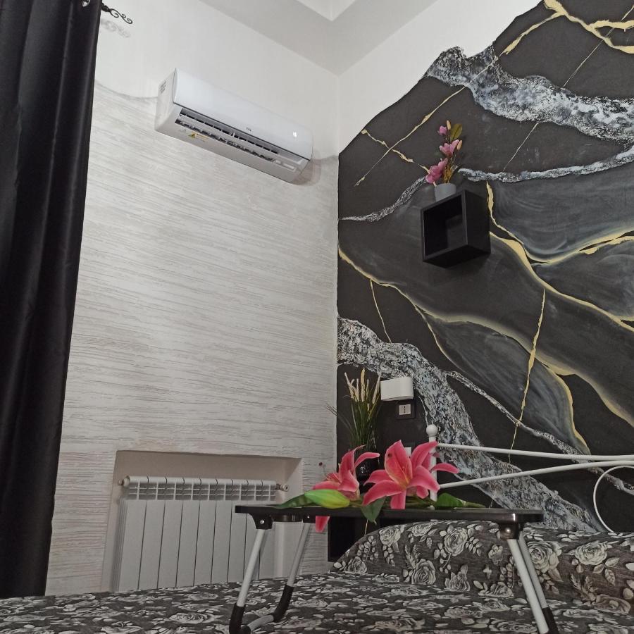 נאפולי In The Center Rooms מראה חיצוני תמונה
