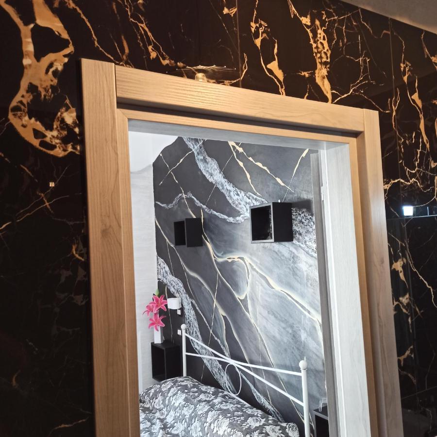 נאפולי In The Center Rooms מראה חיצוני תמונה