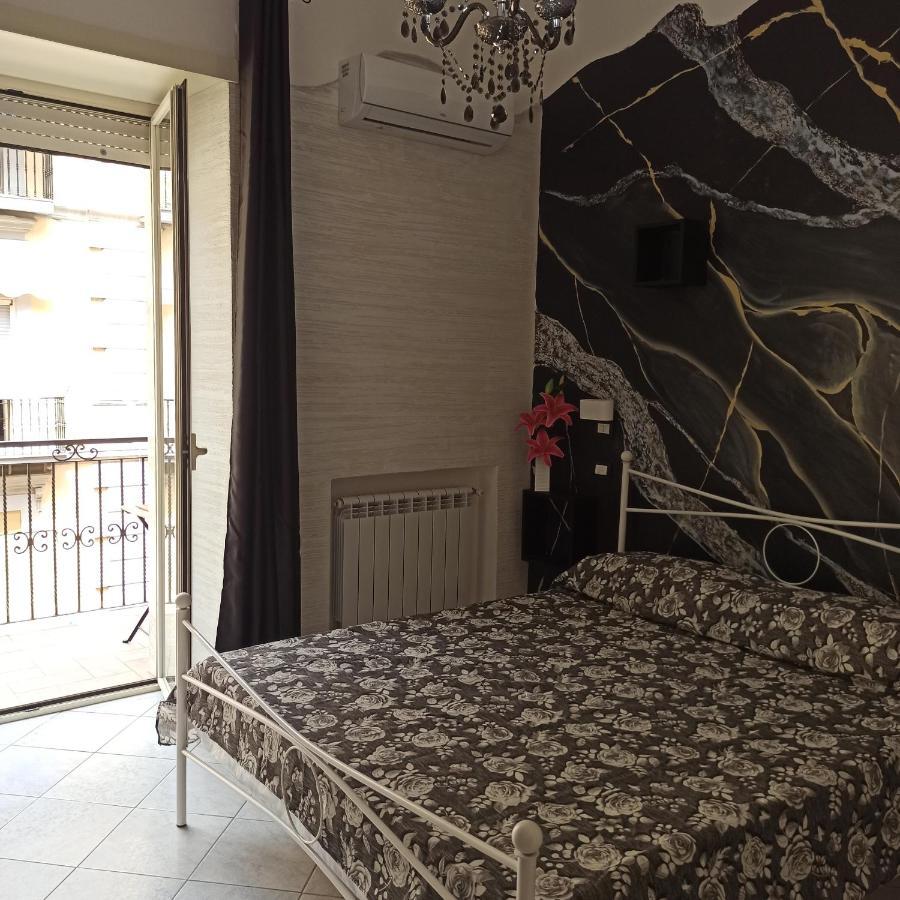 נאפולי In The Center Rooms מראה חיצוני תמונה