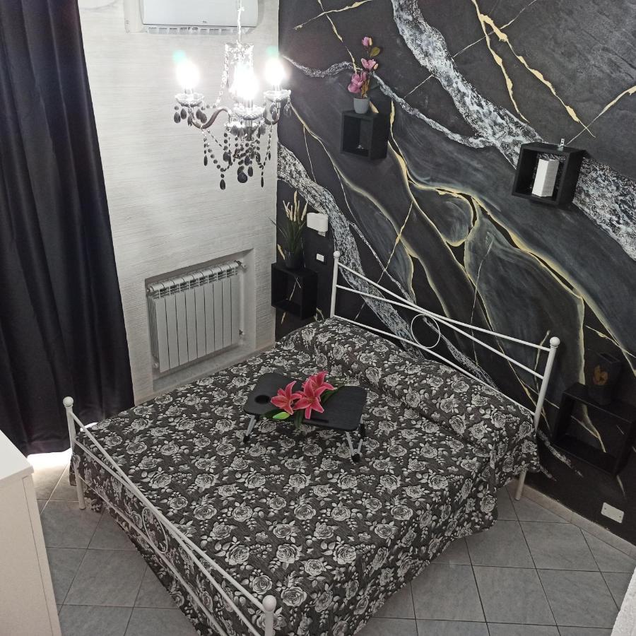 נאפולי In The Center Rooms מראה חיצוני תמונה