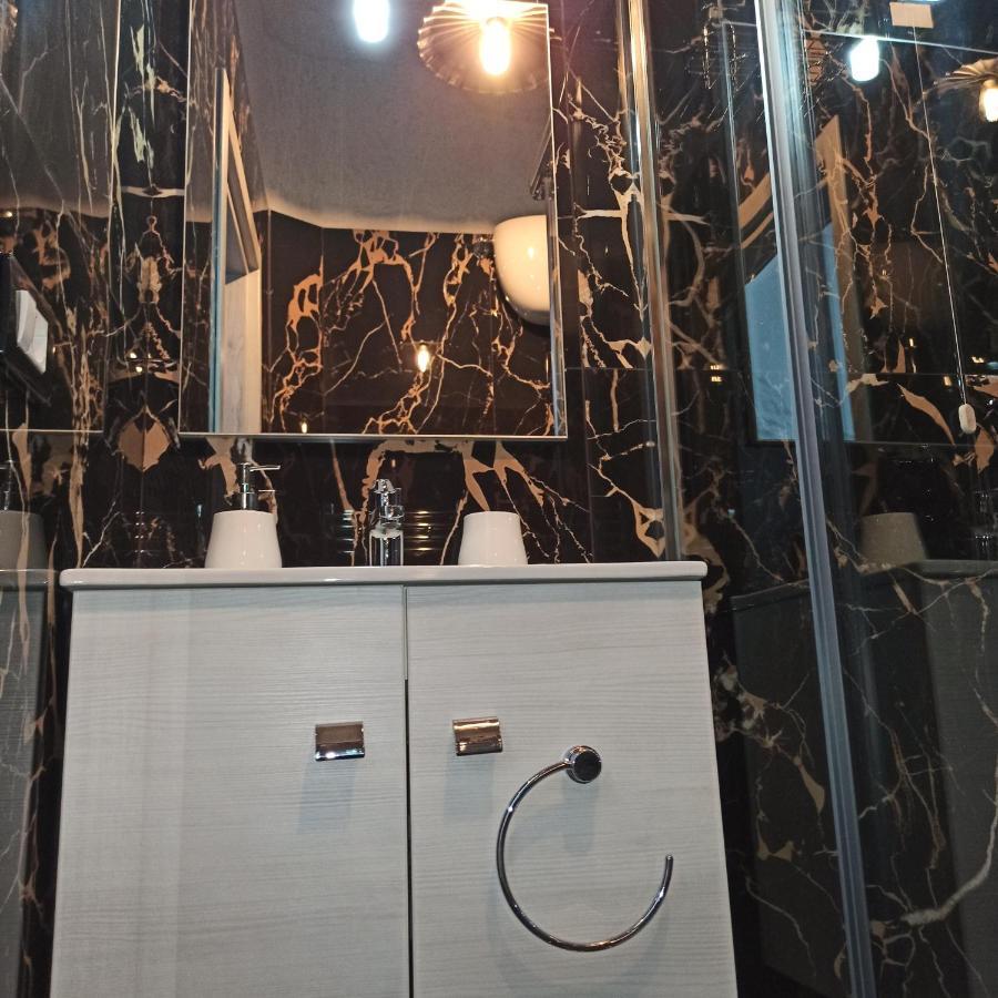 נאפולי In The Center Rooms מראה חיצוני תמונה