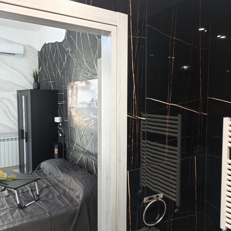 נאפולי In The Center Rooms מראה חיצוני תמונה