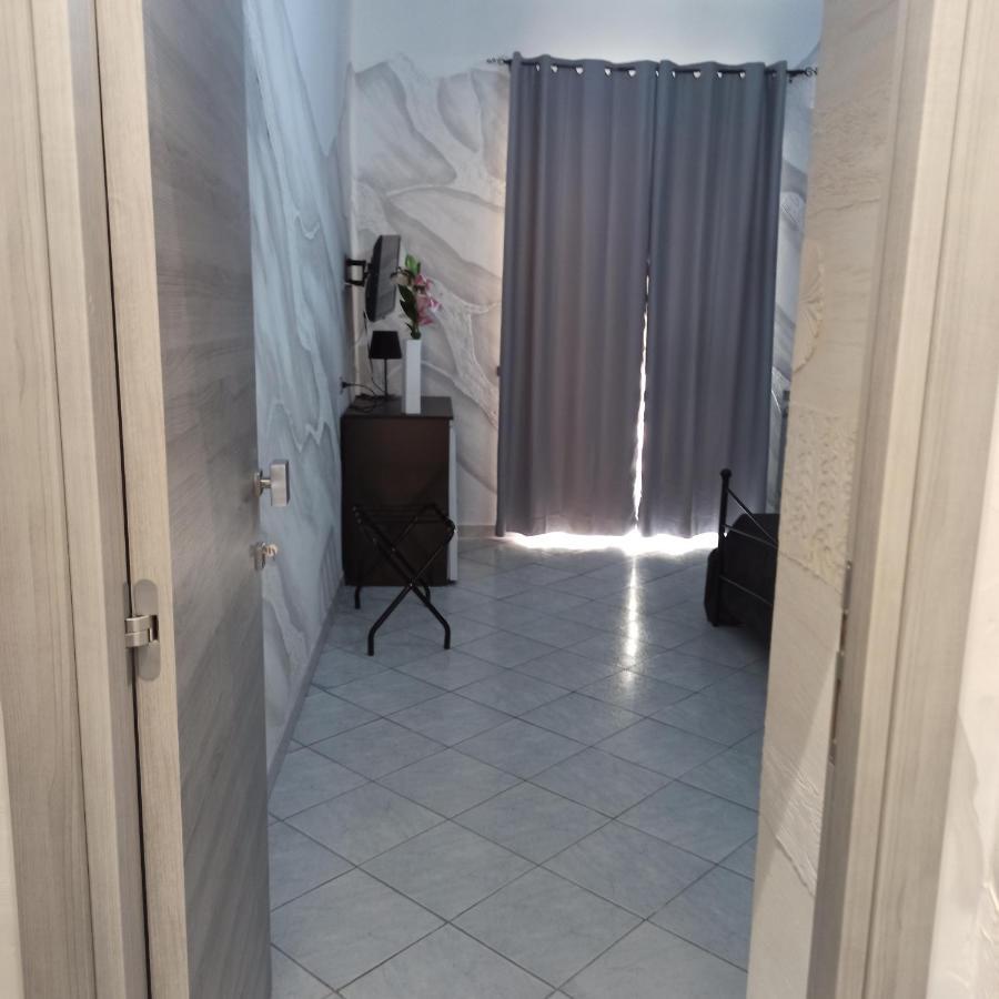 נאפולי In The Center Rooms מראה חיצוני תמונה