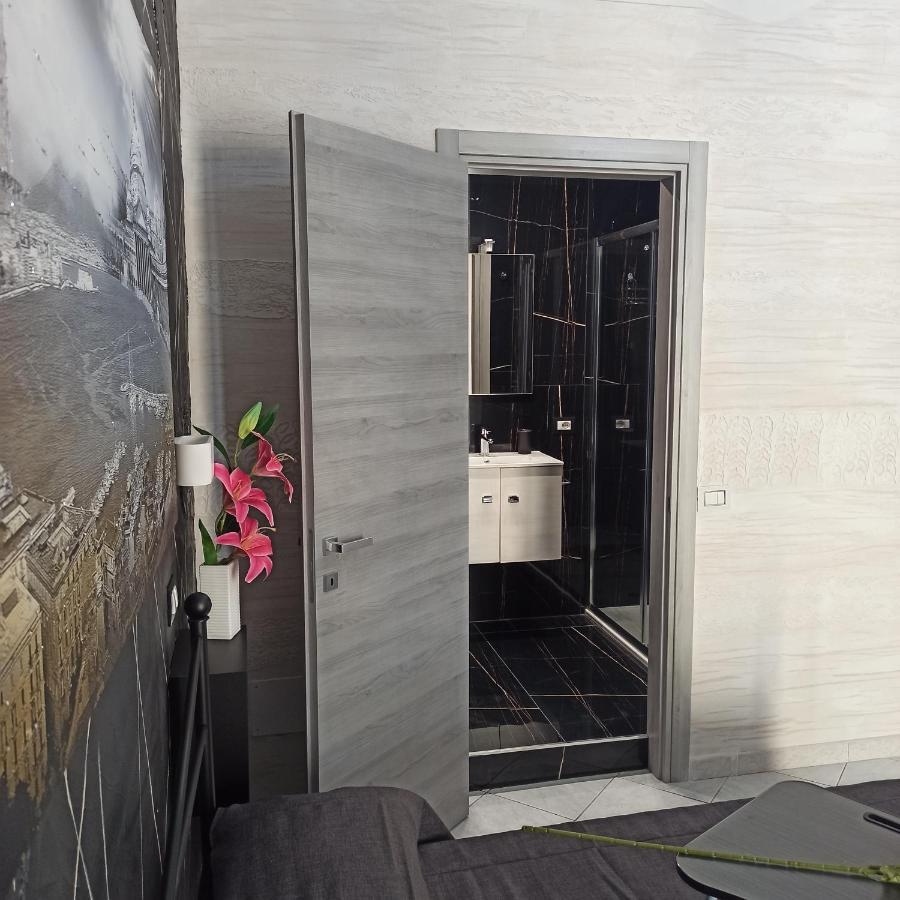 נאפולי In The Center Rooms מראה חיצוני תמונה