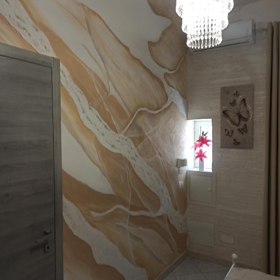 נאפולי In The Center Rooms מראה חיצוני תמונה