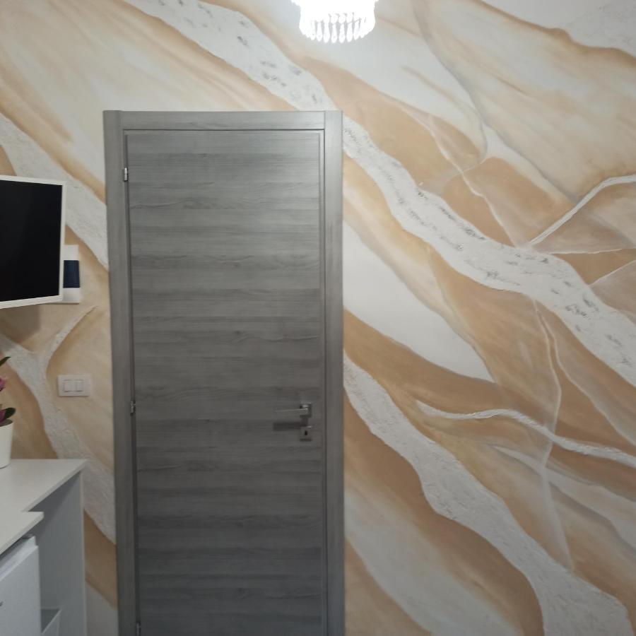 נאפולי In The Center Rooms מראה חיצוני תמונה