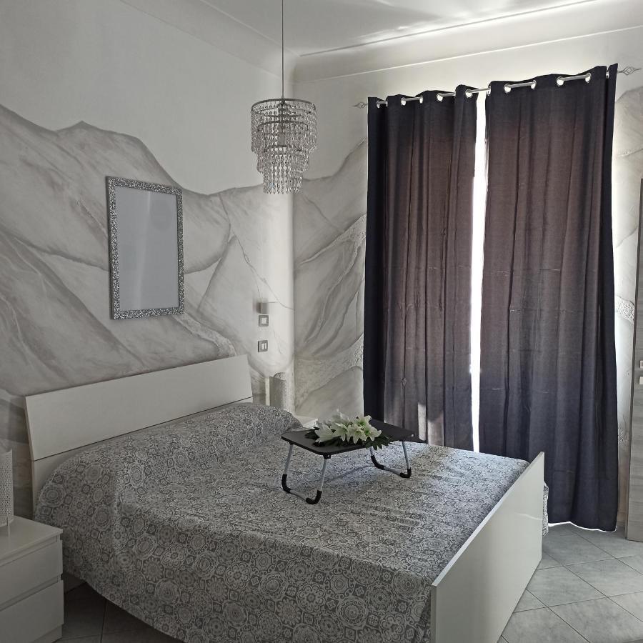 נאפולי In The Center Rooms מראה חיצוני תמונה